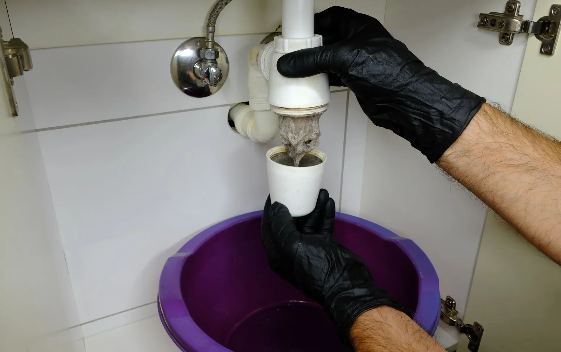 Professional drain cleaning service in Brampton